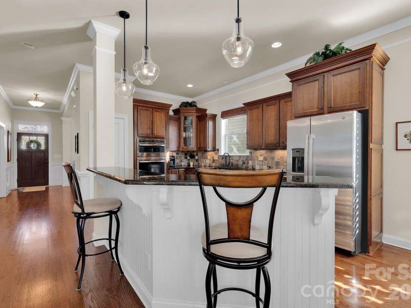 18916 Cypress Garden Drive, Davidson, NC 28036.  MLS# CAR4357007, YatesRealty ID 4433. 