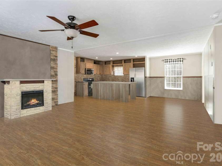 5029 Spicewood Drive, York, SC 29745.  MLS# CAR4338321, YatesRealty ID 4433. 