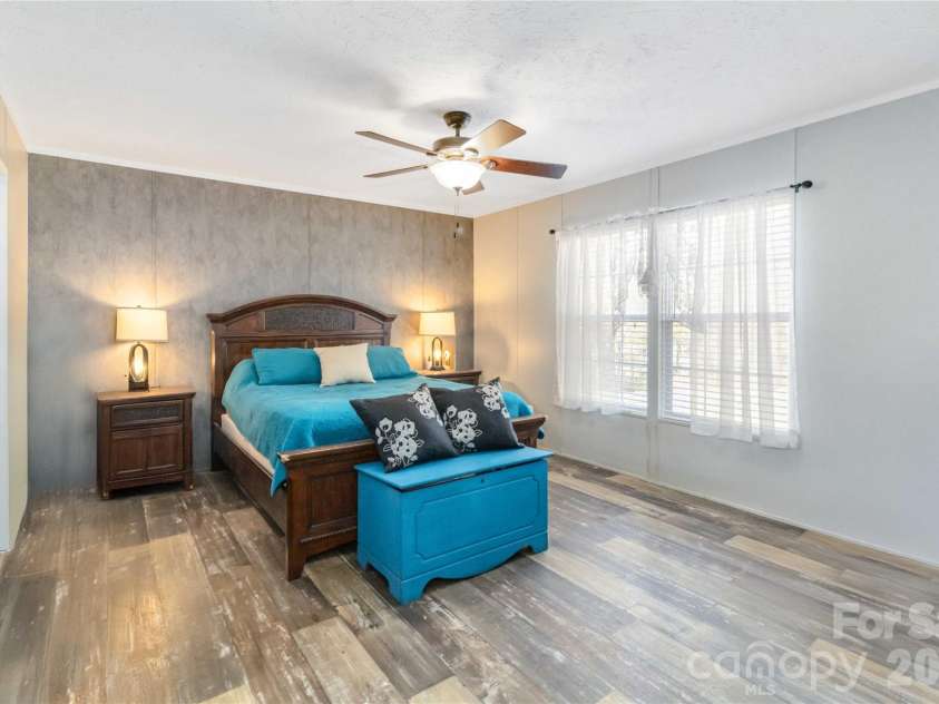 5029 Spicewood Drive, York, SC 29745.  MLS# CAR4338321, YatesRealty ID 4433. 