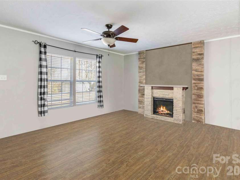 5029 Spicewood Drive, York, SC 29745.  MLS# CAR4338321, YatesRealty ID 4433. 