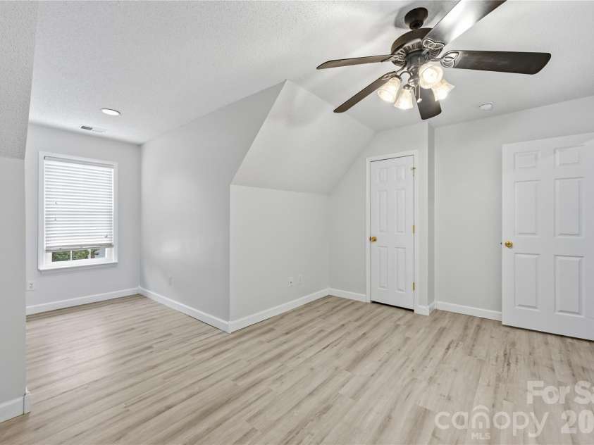 9609 Jack Russell Court, Charlotte, NC 28269.  MLS# CAR4414629, YatesRealty ID 44330. 