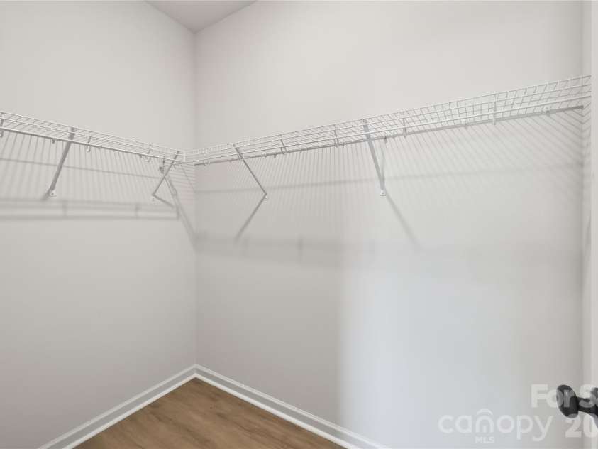 5226 Hickory Lane, Charlotte, NC 28216.  MLS# CAR4411898, YatesRealty ID 44331. 