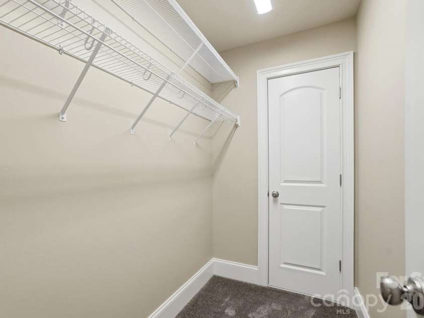 146 Orchard Farm Lane, Mooresville, NC 28117.  MLS# CAR4389994, YatesRealty ID 44332. 