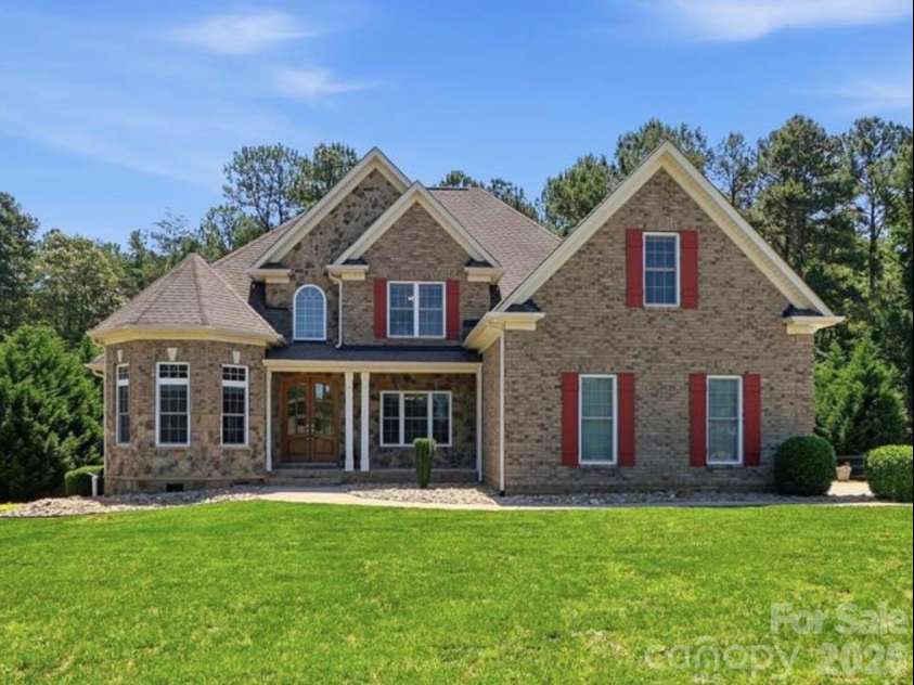 146 Orchard Farm Lane, Mooresville, NC 28117.  MLS# CAR4389994, YatesRealty ID 44332. 