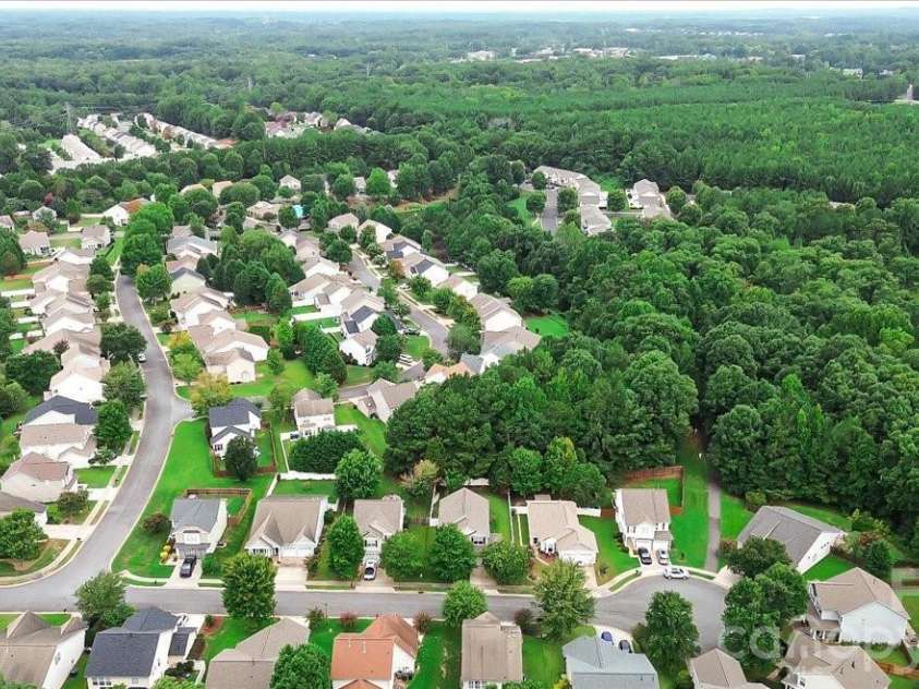 691 Goldflower Drive, Rock Hill, SC 29732.  MLS# CAR4408192, YatesRealty ID 44338. 