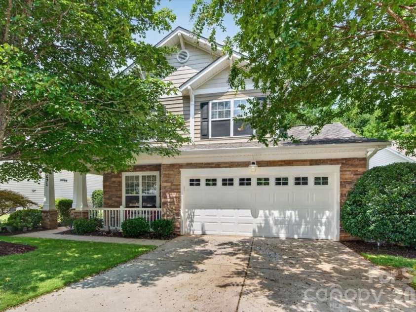 691 Goldflower Drive, Rock Hill, SC 29732.  MLS# CAR4408192, YatesRealty ID 44338. Welcome Home