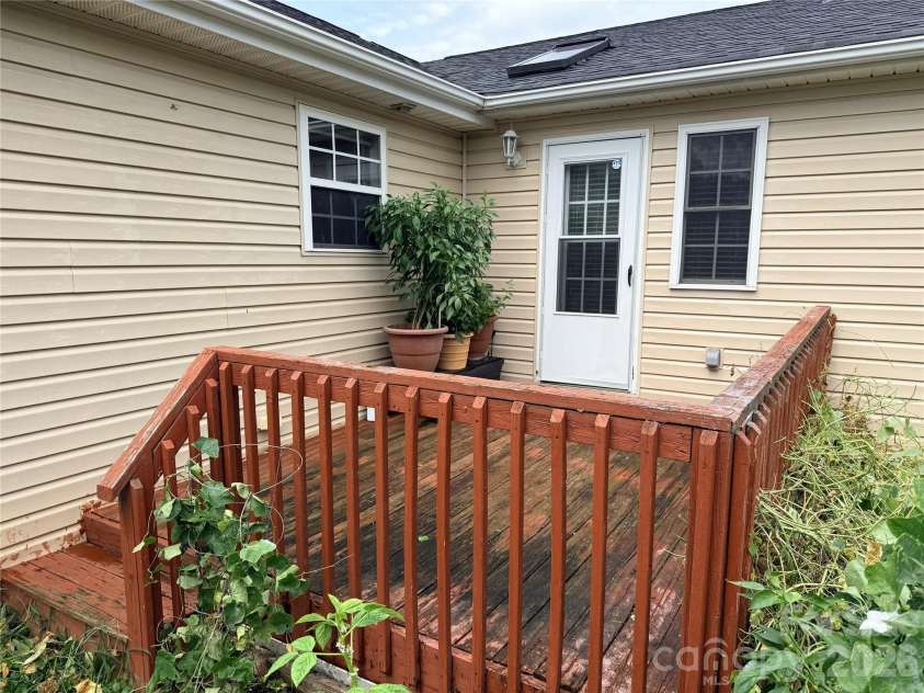 110 Mill Creek Drive, Kings Mountain, NC 28086.  MLS# CAR4414660, YatesRealty ID 44339. 