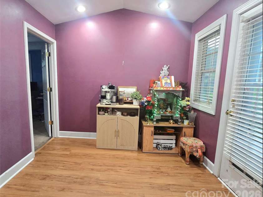 110 Mill Creek Drive, Kings Mountain, NC 28086.  MLS# CAR4414660, YatesRealty ID 44339. Flex space with walk out to back deck