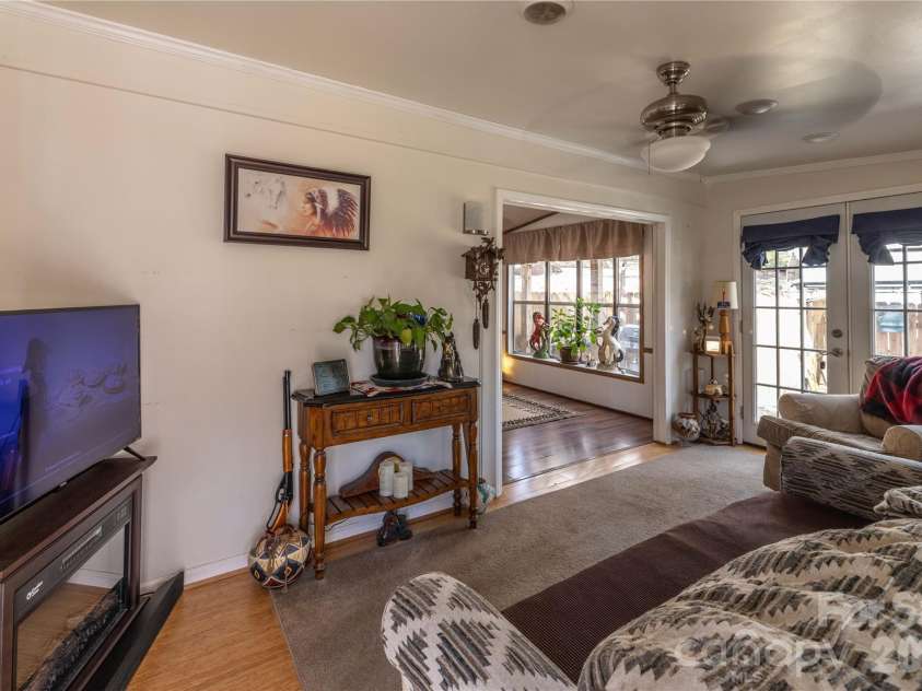 102 Deer Park Road, Mount Gilead, NC 27306.  MLS# CAR4357095, YatesRealty ID 4434. 