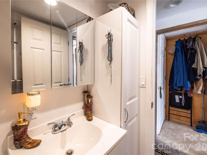102 Deer Park Road, Mount Gilead, NC 27306.  MLS# CAR4357095, YatesRealty ID 4434. 
