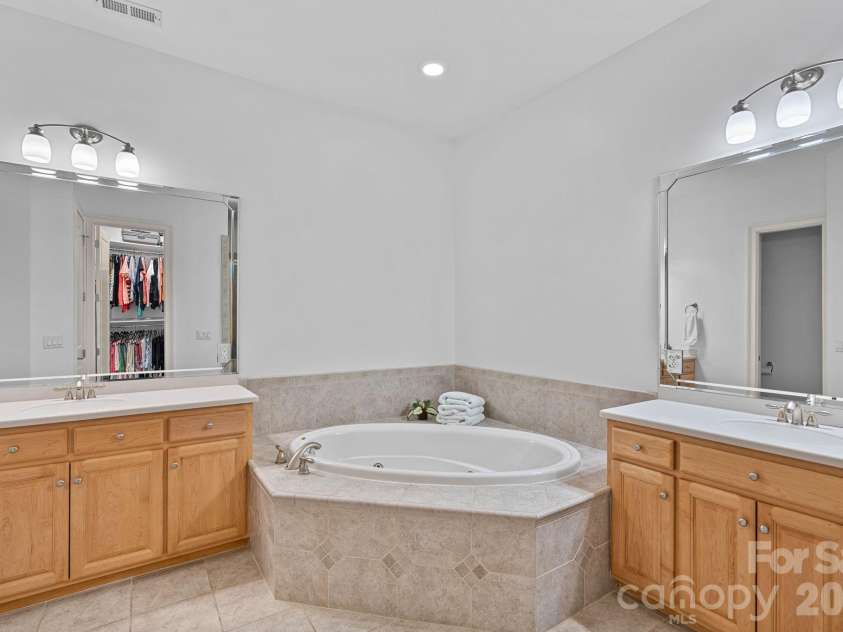 106 Lightship Drive, Mooresville, NC 28117.  MLS# CAR4309787, YatesRealty ID 4434. 