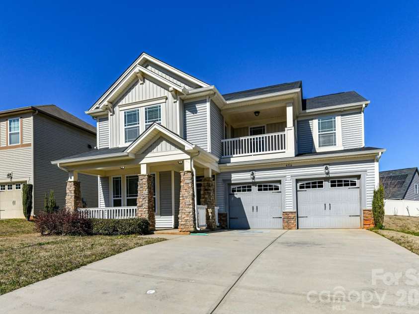 4316 Hubbard Road, Charlotte, NC 28269.  MLS# CAR4414368, YatesRealty ID 44340. 
