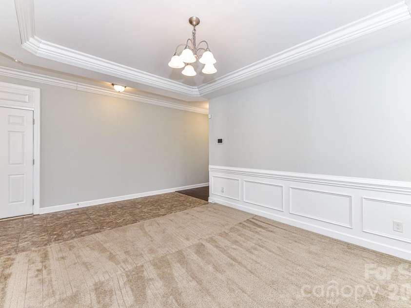 4316 Hubbard Road, Charlotte, NC 28269.  MLS# CAR4414368, YatesRealty ID 44340. 