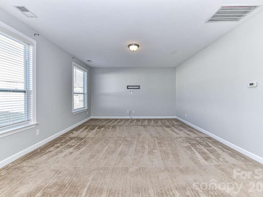 4316 Hubbard Road, Charlotte, NC 28269.  MLS# CAR4414368, YatesRealty ID 44340. 
