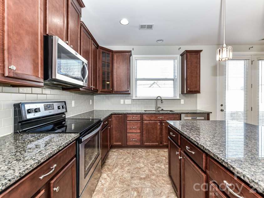 4316 Hubbard Road, Charlotte, NC 28269.  MLS# CAR4414368, YatesRealty ID 44340. 