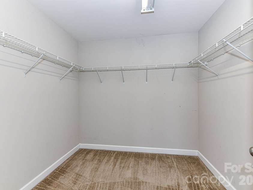4316 Hubbard Road, Charlotte, NC 28269.  MLS# CAR4414368, YatesRealty ID 44340. 