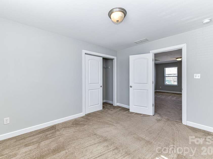 4316 Hubbard Road, Charlotte, NC 28269.  MLS# CAR4414368, YatesRealty ID 44340. 
