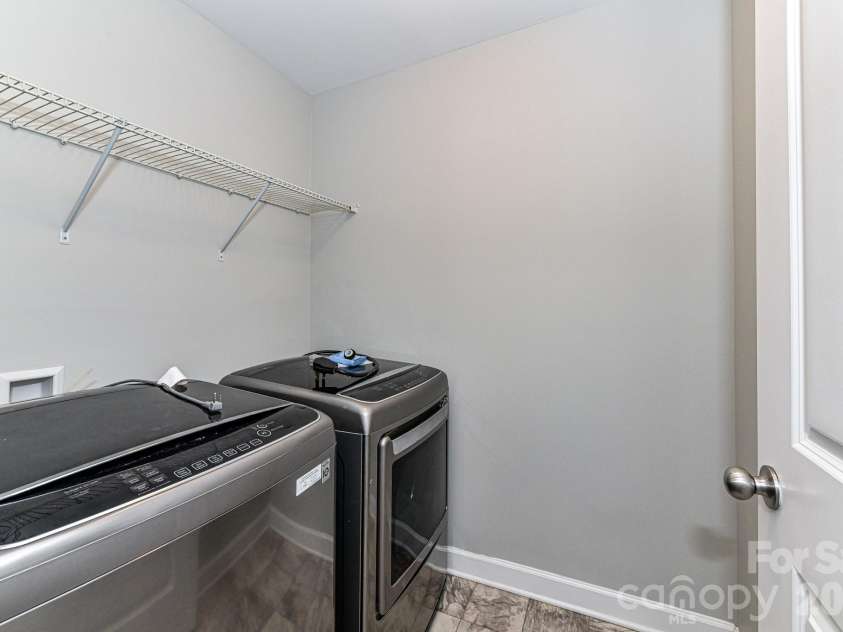 4316 Hubbard Road, Charlotte, NC 28269.  MLS# CAR4414368, YatesRealty ID 44340. 
