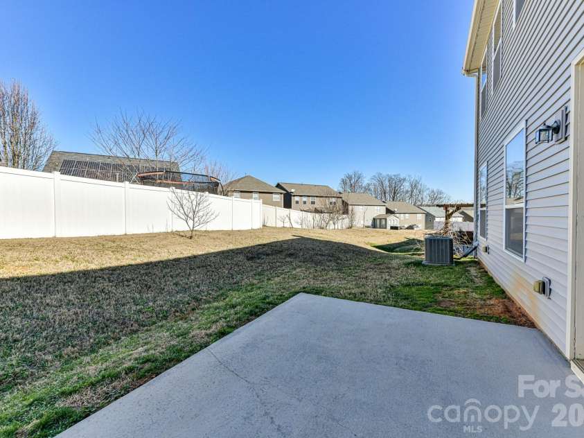 4316 Hubbard Road, Charlotte, NC 28269.  MLS# CAR4414368, YatesRealty ID 44340. 