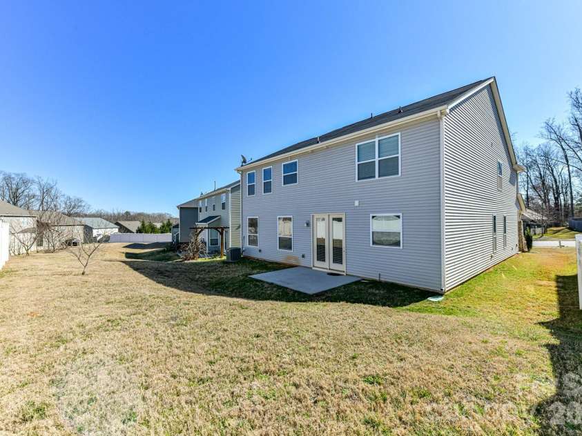 4316 Hubbard Road, Charlotte, NC 28269.  MLS# CAR4414368, YatesRealty ID 44340. 