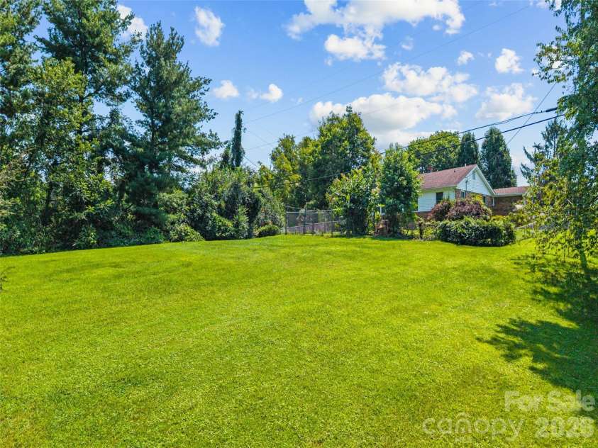 53 Salem Road, Weaverville, NC 28787.  MLS# CAR4414521, YatesRealty ID 44341. 