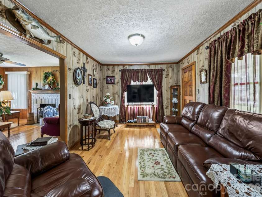 53 Salem Road, Weaverville, NC 28787.  MLS# CAR4414521, YatesRealty ID 44341. 