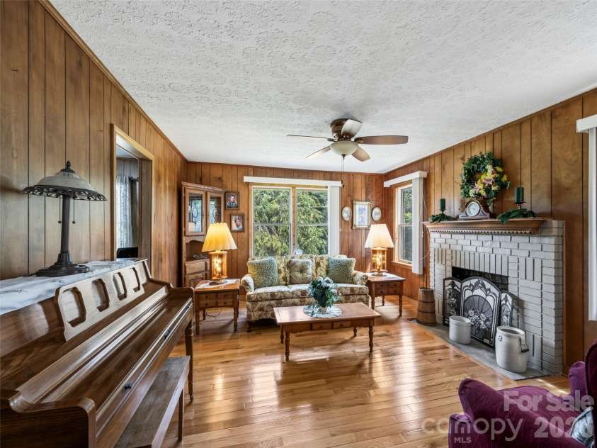 53 Salem Road, Weaverville, NC 28787.  MLS# CAR4414521, YatesRealty ID 44341. 
