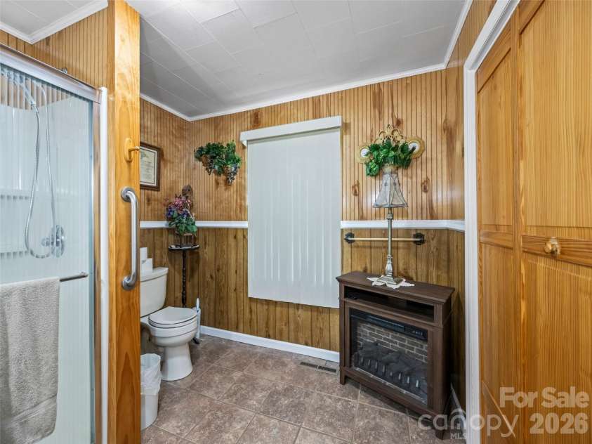 53 Salem Road, Weaverville, NC 28787.  MLS# CAR4414521, YatesRealty ID 44341. 