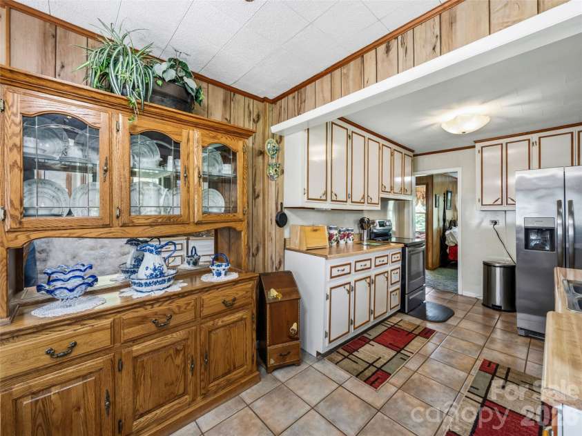 53 Salem Road, Weaverville, NC 28787.  MLS# CAR4414521, YatesRealty ID 44341. 