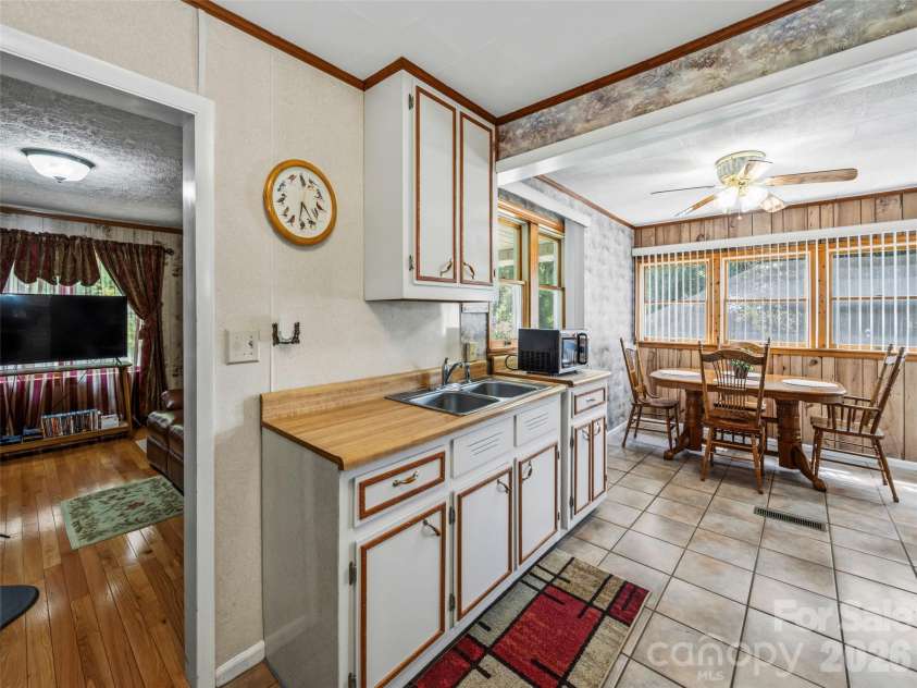 53 Salem Road, Weaverville, NC 28787.  MLS# CAR4414521, YatesRealty ID 44341. 