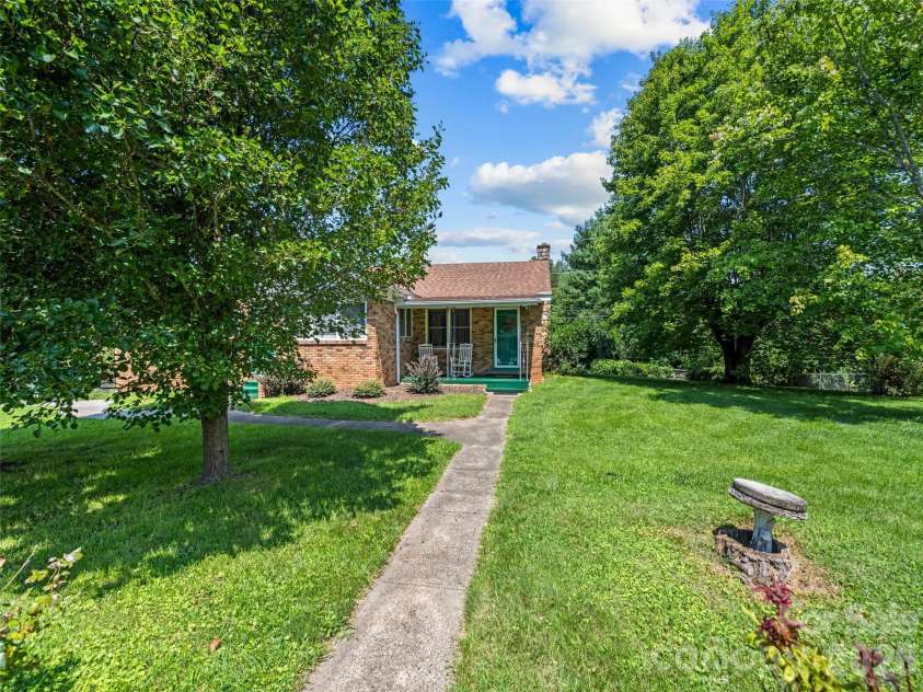 53 Salem Road, Weaverville, NC 28787.  MLS# CAR4414521, YatesRealty ID 44341. 