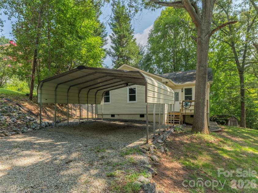 45 James Drive, Leicester, NC 28748.  MLS# CAR4414549, YatesRealty ID 44342. 
