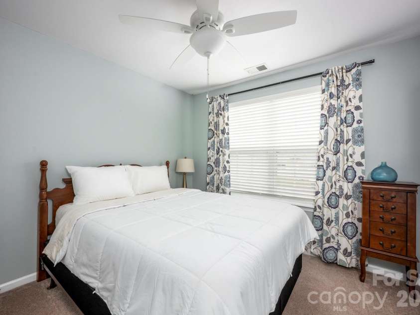 8008 Willow Branch Drive, Waxhaw, NC 28173.  MLS# CAR4414618, YatesRealty ID 44343. 