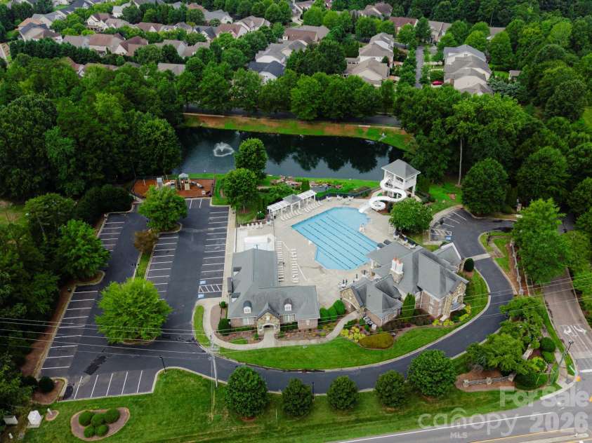 8008 Willow Branch Drive, Waxhaw, NC 28173.  MLS# CAR4414618, YatesRealty ID 44343. 