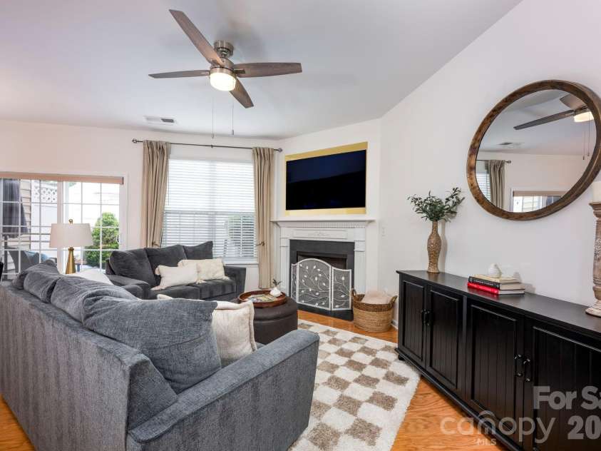 8008 Willow Branch Drive, Waxhaw, NC 28173.  MLS# CAR4414618, YatesRealty ID 44343. 