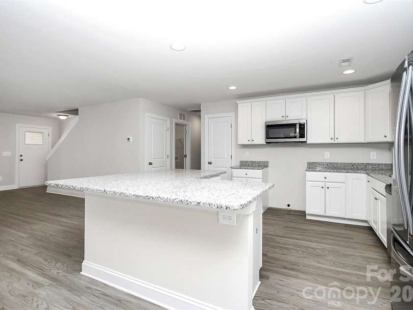 2595 Henry Falls Drive, Hickory, NC 28602.  MLS# CAR4413299, YatesRealty ID 44345. 
