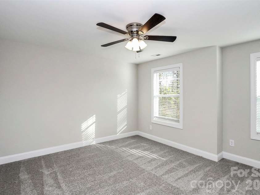 2595 Henry Falls Drive, Hickory, NC 28602.  MLS# CAR4413299, YatesRealty ID 44345. 