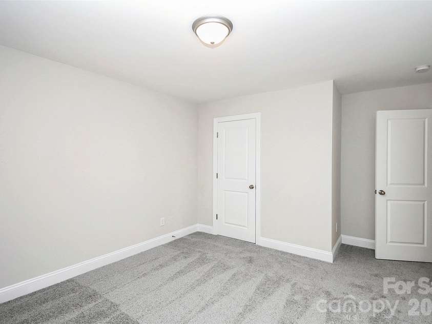 2595 Henry Falls Drive, Hickory, NC 28602.  MLS# CAR4413299, YatesRealty ID 44345. 