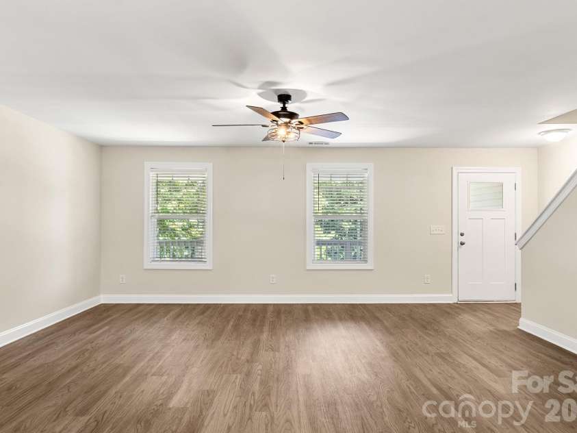 2595 Henry Falls Drive, Hickory, NC 28602.  MLS# CAR4413299, YatesRealty ID 44345. 