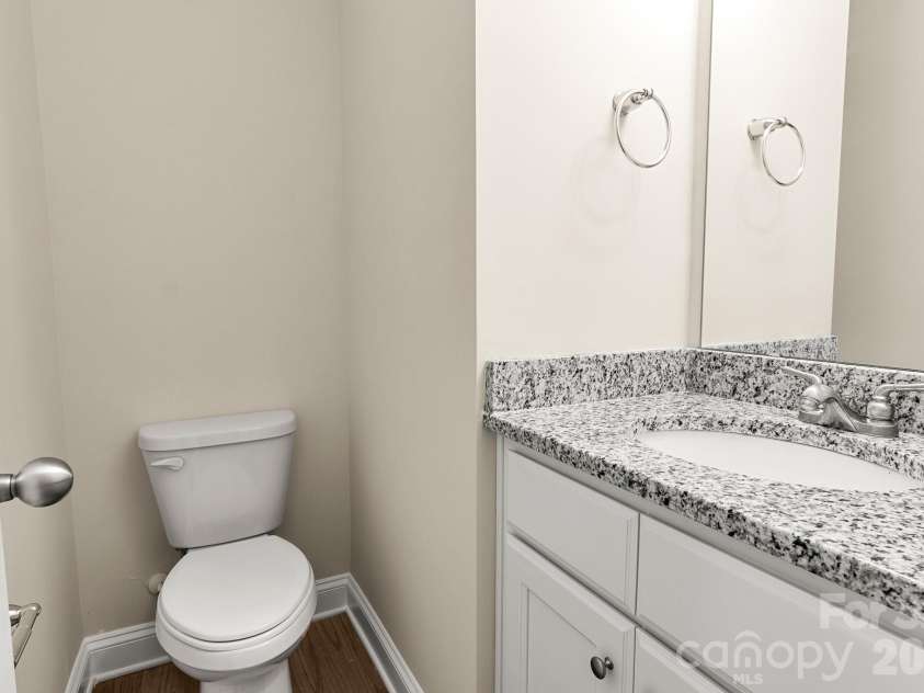 2595 Henry Falls Drive, Hickory, NC 28602.  MLS# CAR4413299, YatesRealty ID 44345. 