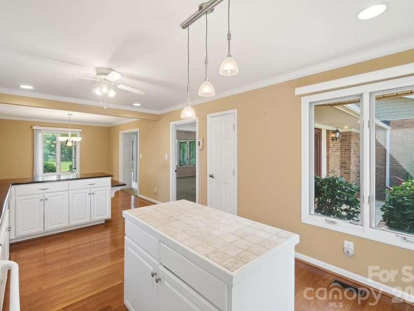 197 Park Road, Mount Holly, NC 28120.  MLS# CAR4414607, YatesRealty ID 44348. 