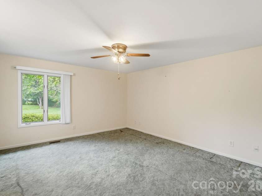 197 Park Road, Mount Holly, NC 28120.  MLS# CAR4414607, YatesRealty ID 44348. Primary Bedroom