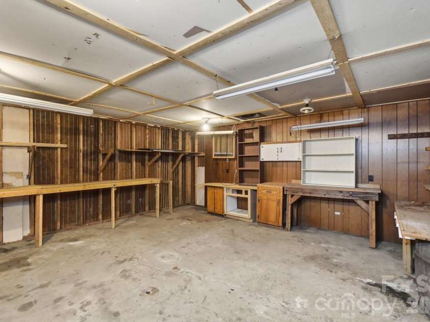 197 Park Road, Mount Holly, NC 28120.  MLS# CAR4414607, YatesRealty ID 44348. So Many Possibilities