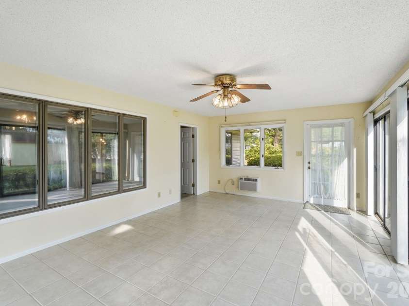 197 Park Road, Mount Holly, NC 28120.  MLS# CAR4414607, YatesRealty ID 44348. Tremendous Sunroom