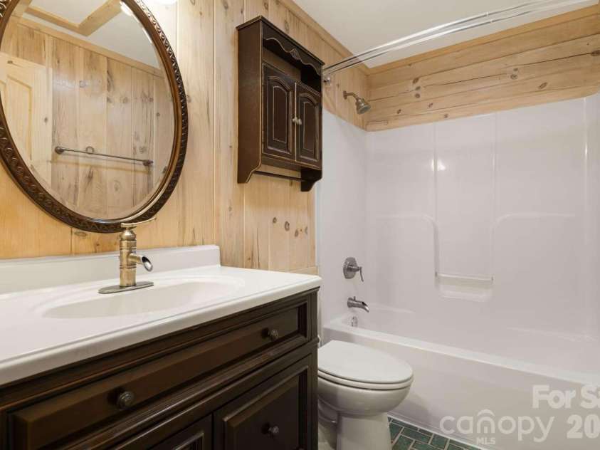382 Paint Fork Road, Barnardsville, NC 28709.  MLS# CAR4414647, YatesRealty ID 44350. 