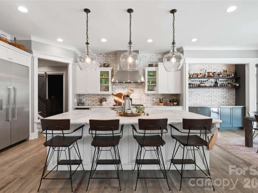 124 Washam Road, Mooresville, NC 28117.  MLS# CAR4413471, YatesRealty ID 44354. 