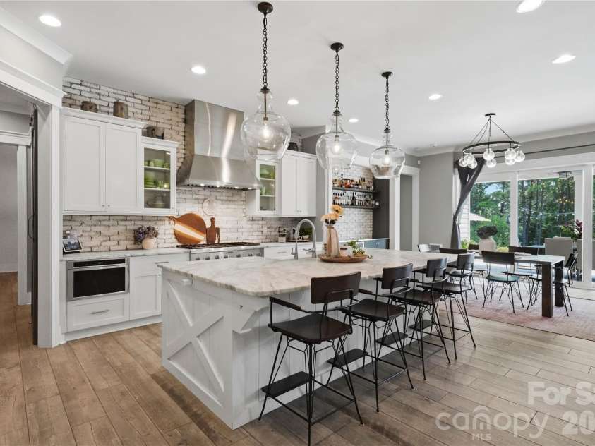 124 Washam Road, Mooresville, NC 28117.  MLS# CAR4413471, YatesRealty ID 44354. 