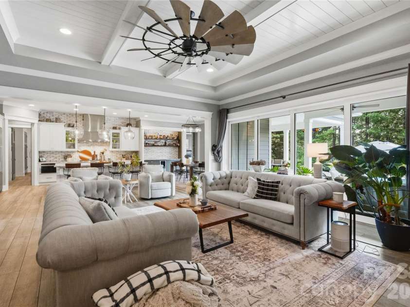124 Washam Road, Mooresville, NC 28117.  MLS# CAR4413471, YatesRealty ID 44354. 