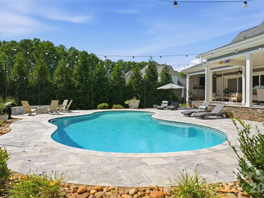 124 Washam Road, Mooresville, NC 28117.  MLS# CAR4413471, YatesRealty ID 44354. 