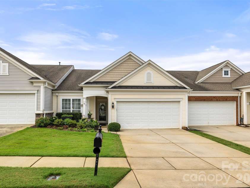 6529 Carolina Commons Drive, Indian Land, SC 29707.  MLS# CAR4412002, YatesRealty ID 44357. 